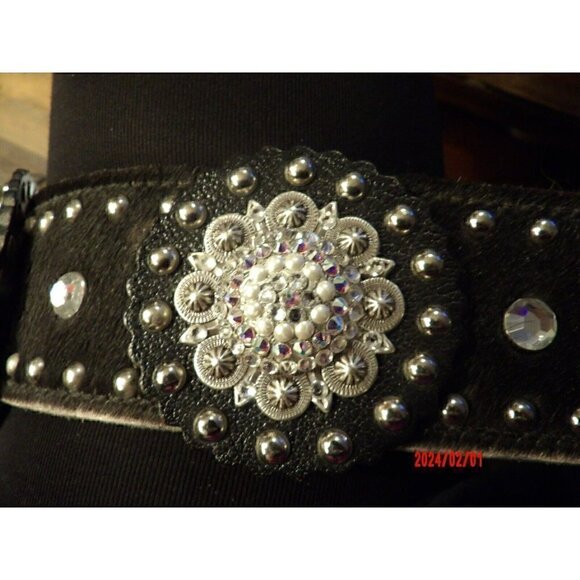 Western Beautiful Black and‎ Silver Leather Concho Belt Cancer Free Ribbon main image 8
